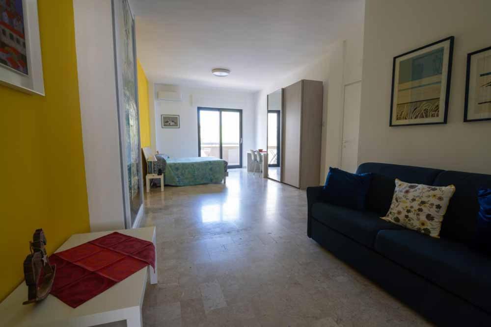 B&B Il Sorriso Bari Luaran gambar